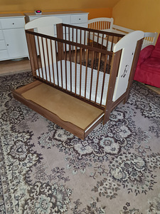 Детская кровать (3 фото из 3)