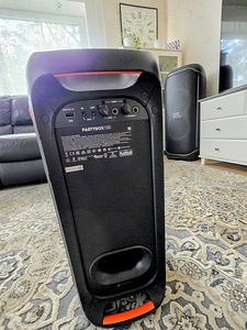 Jbl partybox 100 (3 foto / 4)
