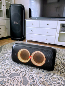 Jbl partybox 100 (4 foto / 4)