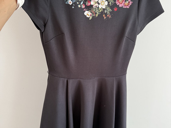 Ted Baker kleit suurus 1