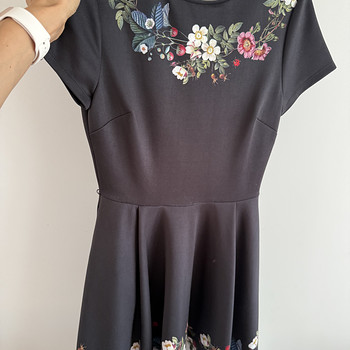 Ted Baker kleit suurus 1