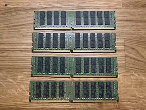 Serverimälu Samsung 128GB DDR4-RAM PC4-2133P ECC RDIMM (2 foto / 2)