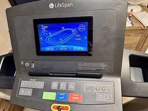Jooksulind LifeSpan TR2000iT (4 foto / 10)
