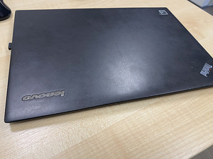 Lenovo x1 i5 8Ram, 256g carbon 3gen (1 foto / 2)
