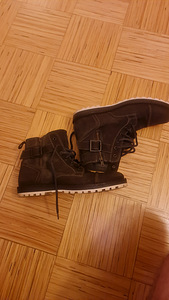 BATA (2 фото из 3)