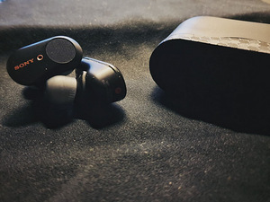Sony WF-1000XM3 (2 foto / 2)