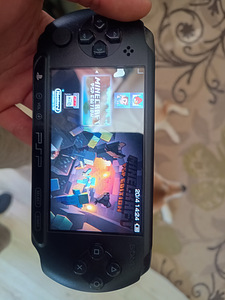 PSP E1004 Modded (3 foto / 3)