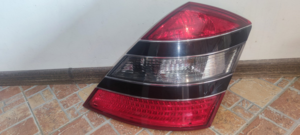 Задний фонарь Mercedes-Benz S-класса W221