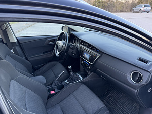 Toyota Auris Touring Sports Active Plus 1.6 Valvematic 97kW (10 foto / 13)