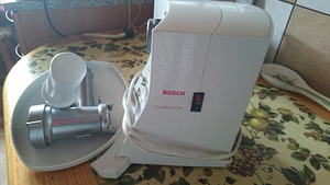 Соковыжималка PHILIPS и мясорубка BOSH (3 фото из 5)