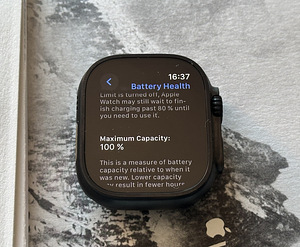 Apple Watch Ultra 2 49mm Black Ti Black Ocean Band nagu uus! (6 foto / 8)