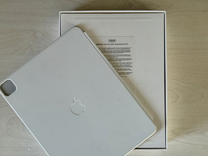 Apple iPad Pro 12.9 6gen M2 256GB WIFI Silver nagu uus! (8 foto / 8)