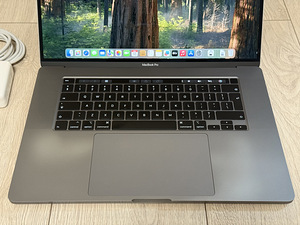 Apple Macbook Pro 16 2019 i7 32/512GB Space Gray ENG (2 foto / 8)