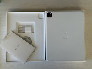 Apple iPad Pro 12.9 M1 128GB WIFI+Cellular (8 фото из 10)