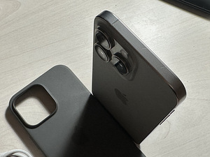 Apple iPhone 16 Pro Max Natural Ti 256GB nagu uus! Aku 100% (4 foto / 10)