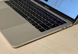 Apple Macbook Pro 13 2016 i5 16/512GB Silver SWE nagu uus! (5 foto / 7)