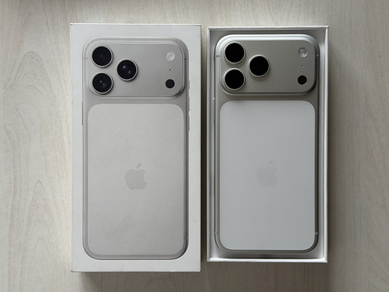 Apple iPhone 17 Pro Max Silver 256GB, аккумулятор 100%, гара