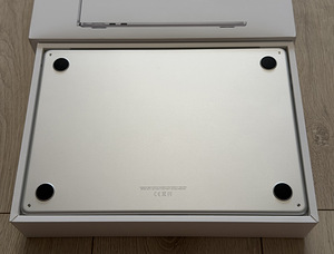 Apple Macbook Air 13 M4 16/256GB Silver ENG/RUS как новый! (2 фото из 8)