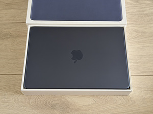 Apple Macbook Neo 13 8/512GB Indigo SWE как новый! Аккумулятор 100% (1 фото из 7)