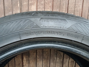 225/50/17 Goodyear Efficent Grip Performance 2 (3 фото из 3)