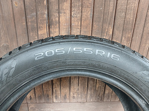 205/55/16 Nokian Hakkapeliitta 9 (3 фото из 3)