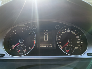 Volkswagen Passat Comfort 1.6 77kW (11 foto / 12)
