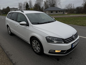 Volkswagen passat comfort 1.6 77kw (1 foto / 11)