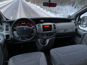 Renault Trafic Passenger 2,5 84KV (7 foto / 13)