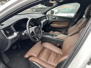Volvo XC60 Inscription 2018.12 (5 foto / 10)