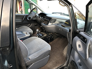 Toyota Previa Estima (8 foto / 15)