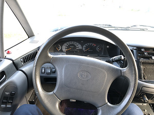 Toyota Previa Estima (14 foto / 15)