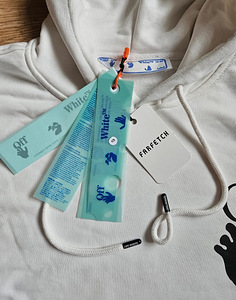Uus Off white pusa (3 foto / 3)