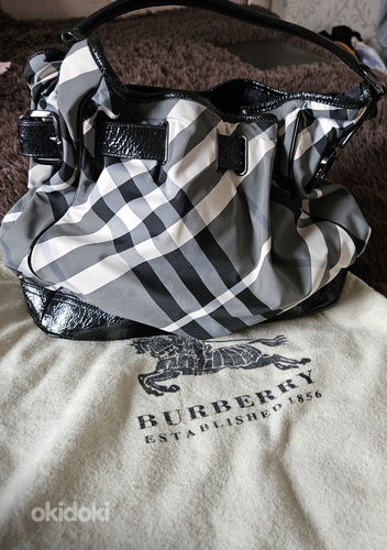 Burberry kott (foto #1)
