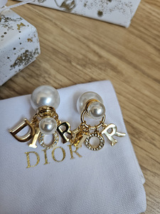 Серьги Dior Tribales! (4 фото из 4)