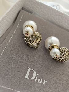 Dior kõrvarõngad (2 foto / 2)