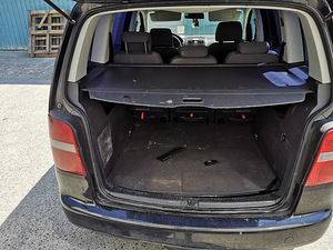 Vw touran (2 foto / 4)