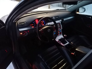 VOLKSWAGEN PASSAT (7 foto / 9)
