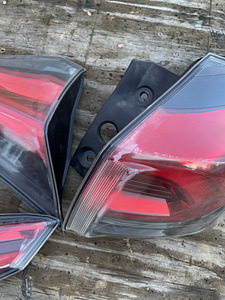 RAV4 tagatulede komplekt (2 foto / 4)
