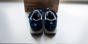 Väga korralikud Viking goretex jalatsid s.35 (5 foto / 5)