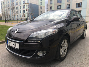 Renault Megane Dynamique (6 фото из 6)