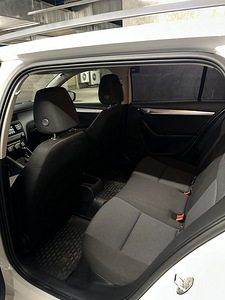 Skoda Octavia 2016 (10 фото из 11)