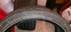 Шины Suver 255/35/R20 (3 фото из 5)
