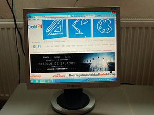 Samsung SyncMaster 721N 17 (2 фото из 3)
