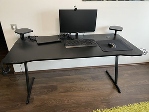 Mängurilaud Genesis Gaming Desk Holm 510 RGB (2 foto / 6)