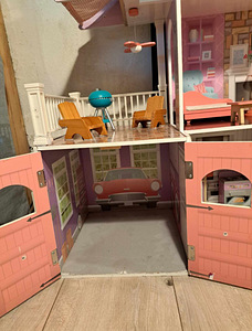 Кукольный домик Kidkraft (2 фото из 3)