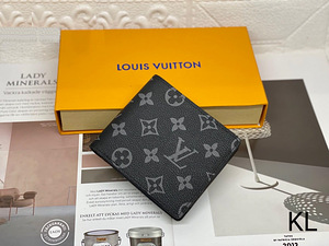 Uued rahakotid Louis Vuitton, Gucci (8 foto / 9)