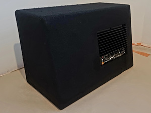 JBL GT-BASSPRO 12 (2 фото из 4)