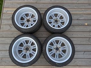17" 5x120 Style 194 BMW диски + шипованные шины Pirelli 225/45R17 (4 фото из 6)