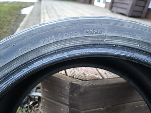 Bridgestone Potenza s001 235/40/19 (2 foto / 3)