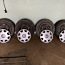 Vw новые шипованные шины на колесах с оригинальными пыльниками (фото #3)